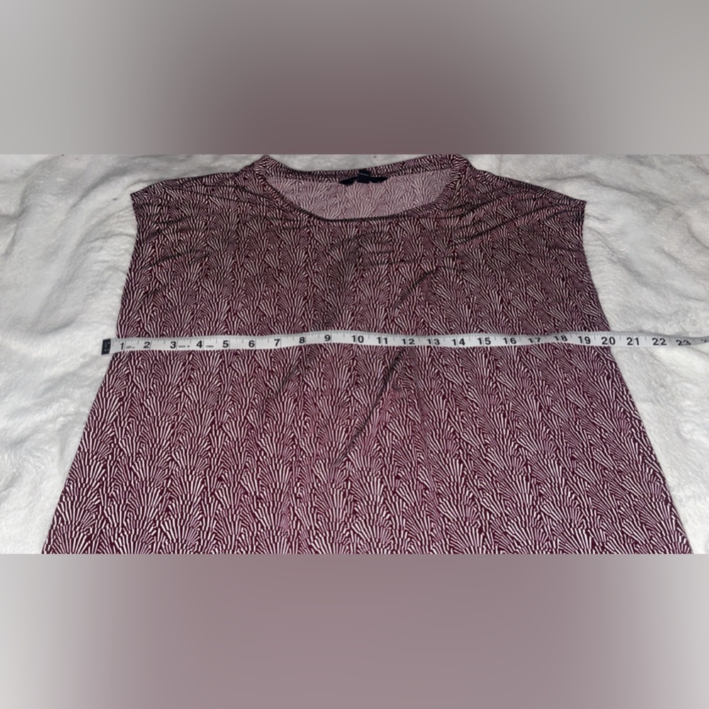 Banana Republic Vintage Theater Seat Pattern Cap Sleeve Top Medium - Picture 9 of 9